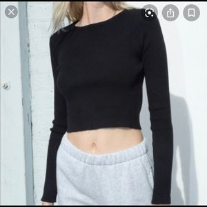 brandy melville crop top